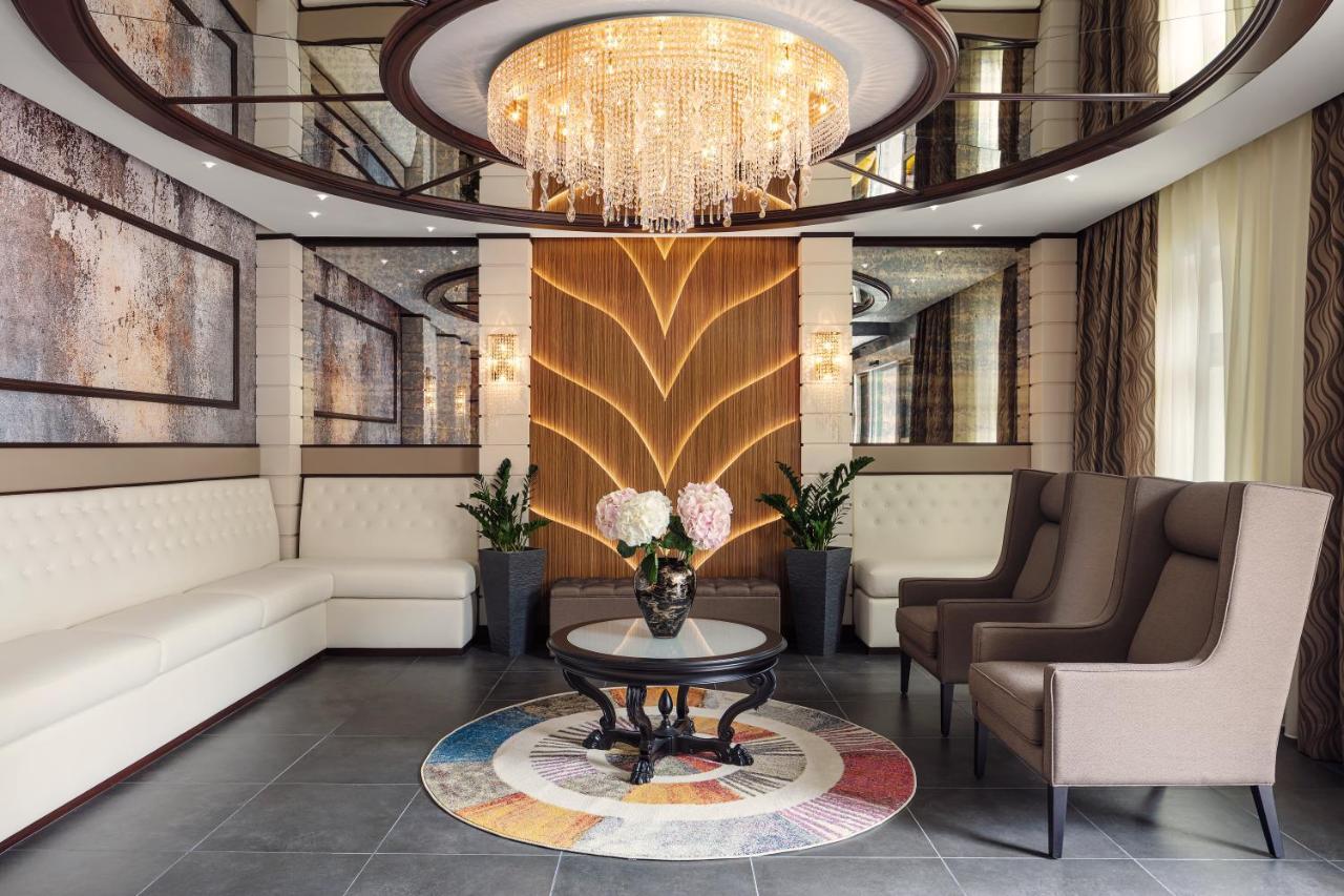 קרלובי וארי Boutique Hotel Saxonia מראה חיצוני תמונה