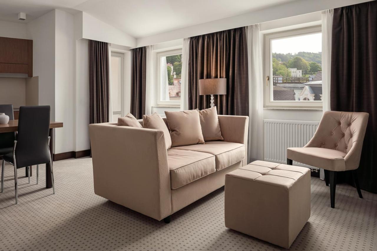קרלובי וארי Boutique Hotel Saxonia מראה חיצוני תמונה